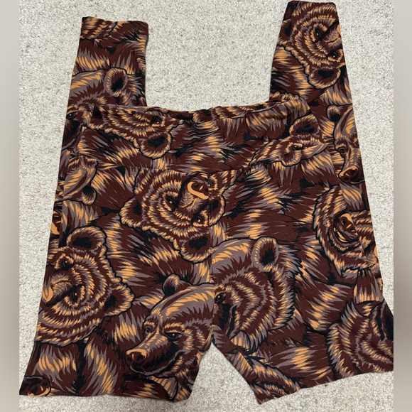 LuLaRoe Grizzly Bear Pattern One Size Leggings - Picture 4 of 7